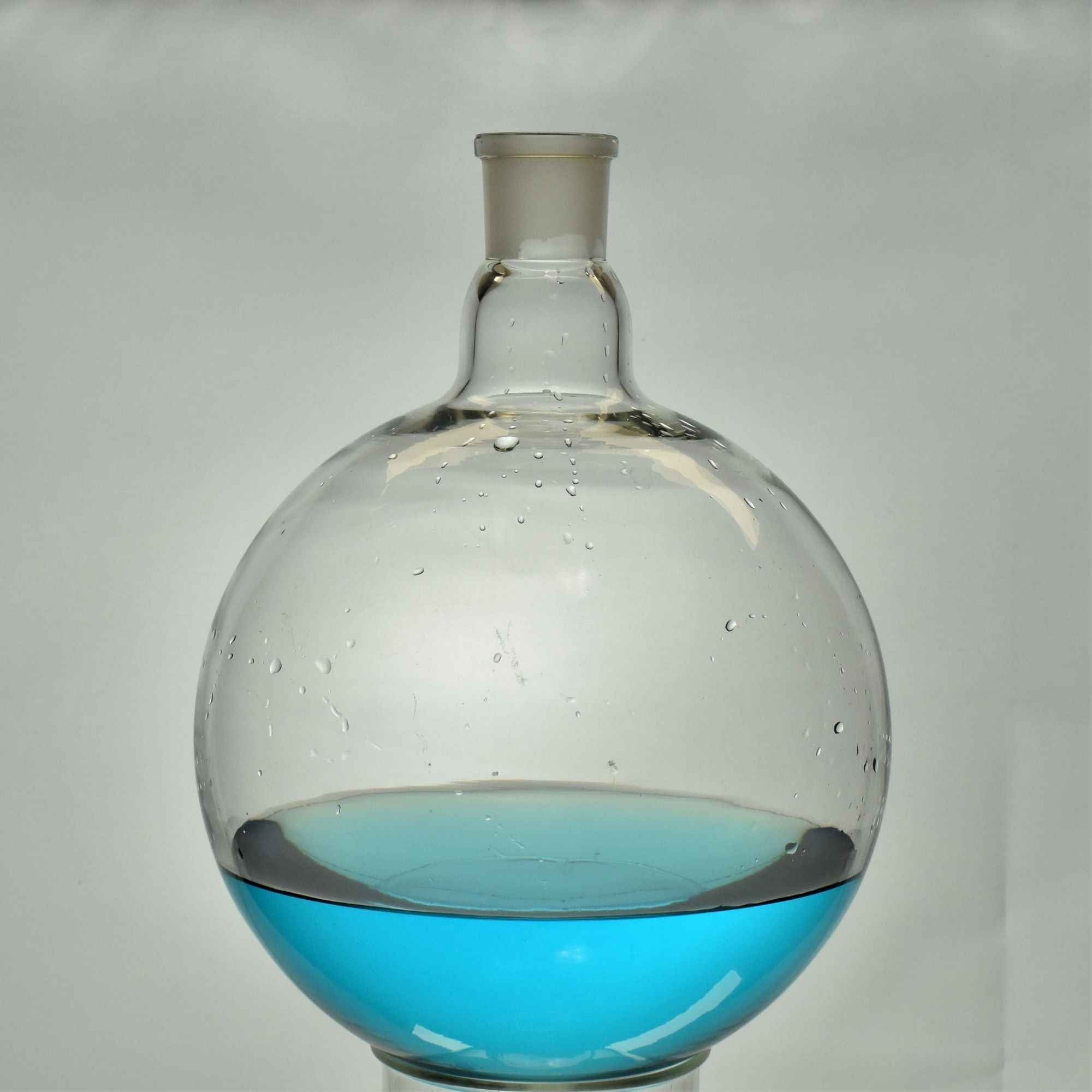 Short - Path Round Bottom Boiling Flask 2000ml 2L with 24/29 Tapered Fitting Short - Path Replacement Flask - TN LAB Supply